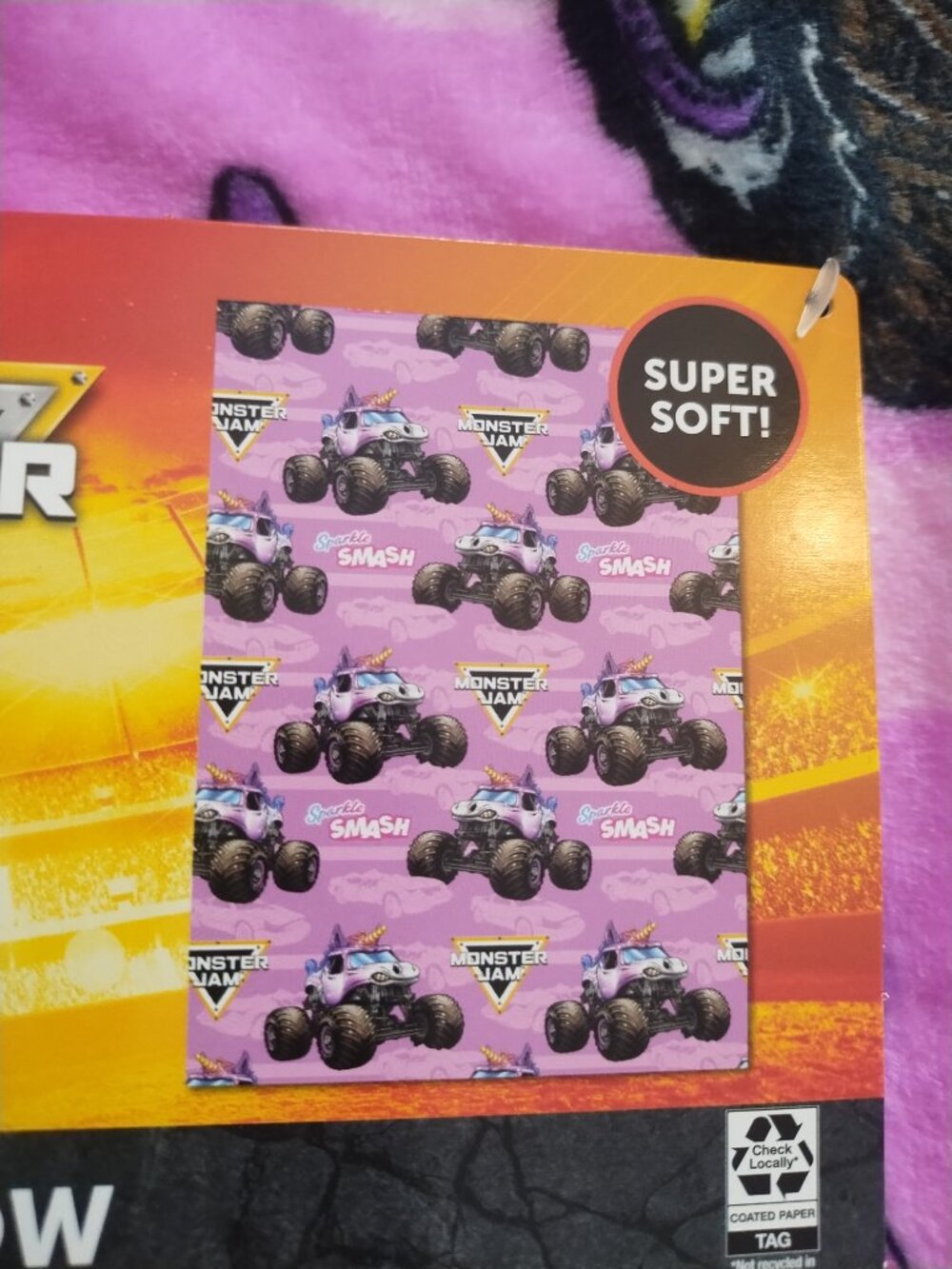 Pink monster jam blanket - Picture 2 of 3